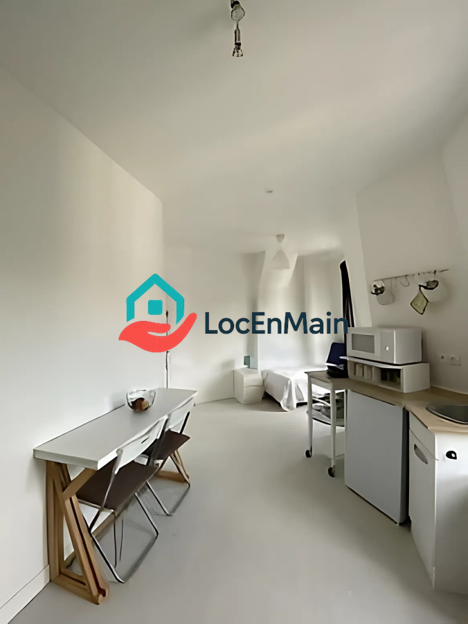 Studio à louer – Meublé – 15 m² – Paris 1er - 3