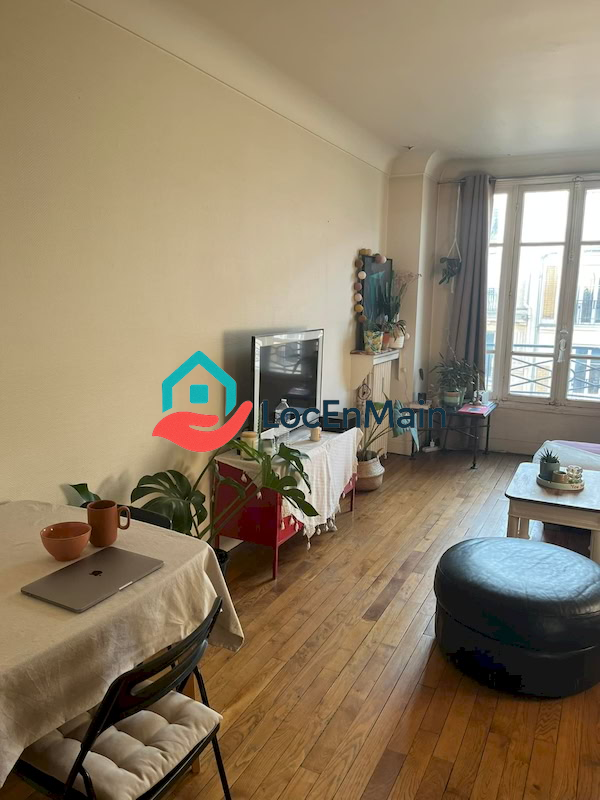 T2 à louer – Meublé – 50 m² – Paris 10e - 2